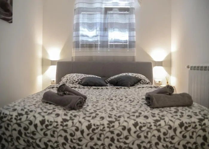Modern Getaway Studio For Two